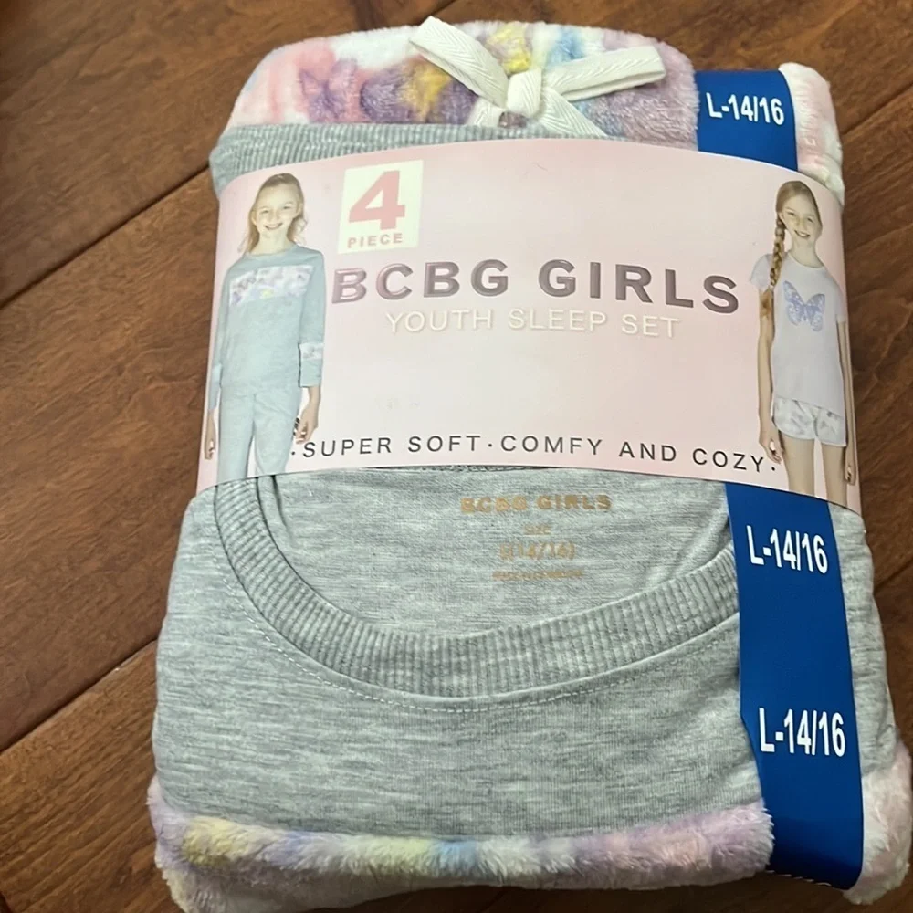 BCBG features color